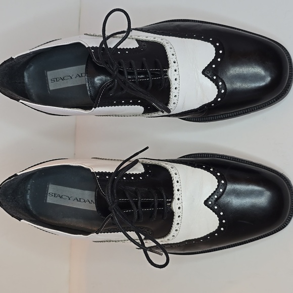 Stacy Adams Black and White Wingtip Brogue Leather Oxfords - Picture 2 of 14